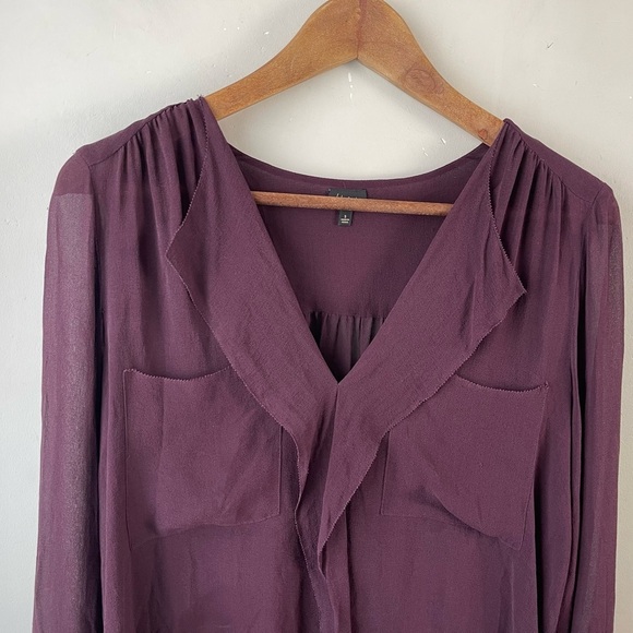 Aritzia Babaton Finley purple plum Silk semi-sheer pull over Blouse Shirt small - Picture 3 of 10